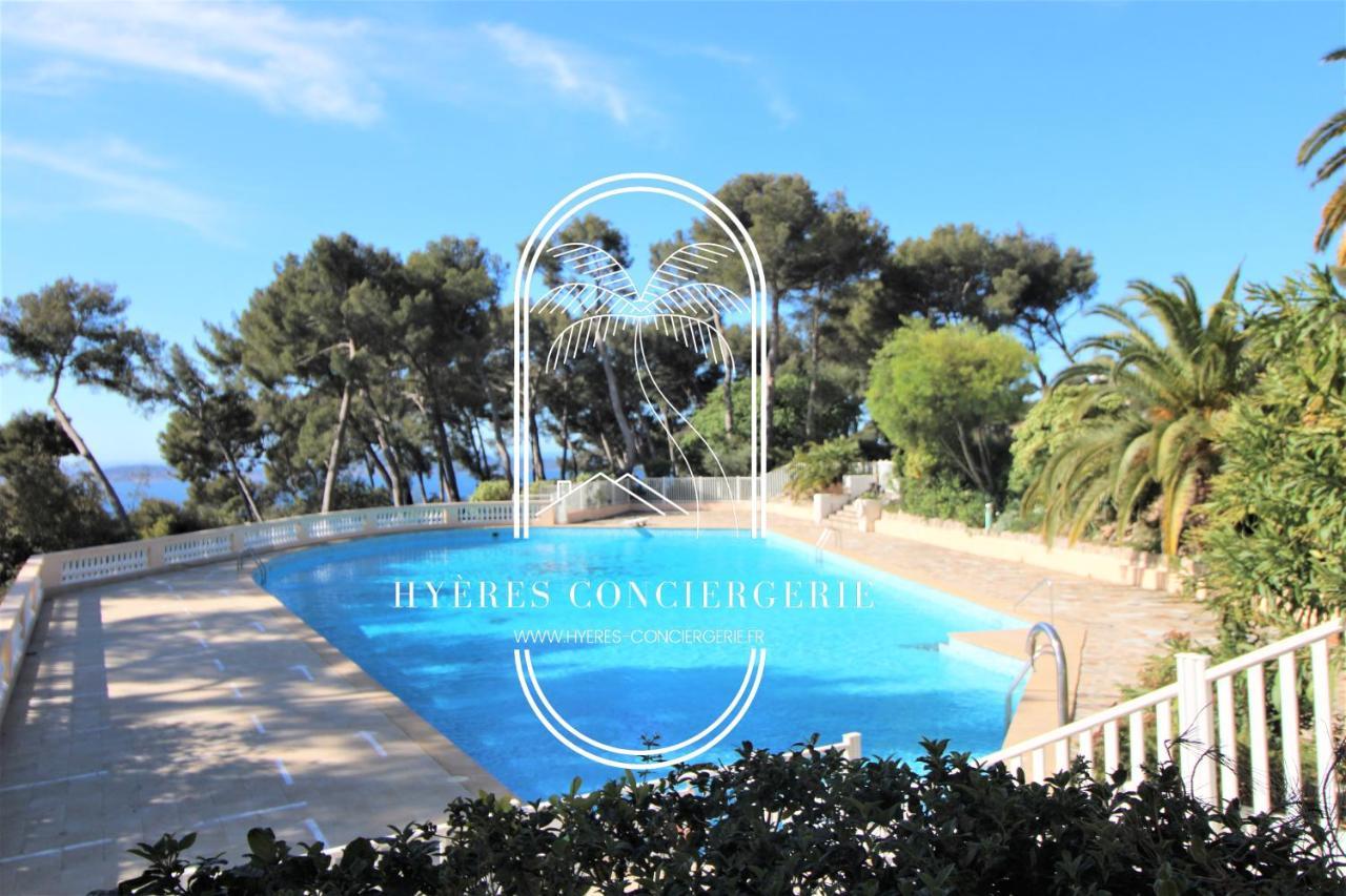 T3 Standing-Splendide vue mer - Piscine/Parking Appartement Hyères Buitenkant foto
